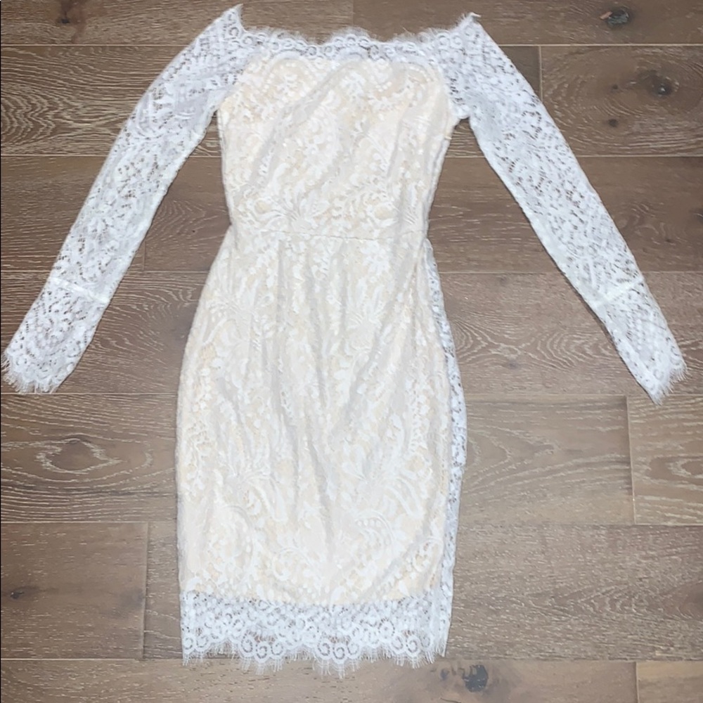 Lace white long sleeve dress